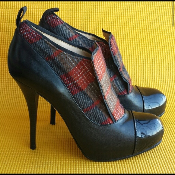 L.A.M.B. Shoes - L.A.M.B size 10 AMAZINGLY SEXY HEELS💕